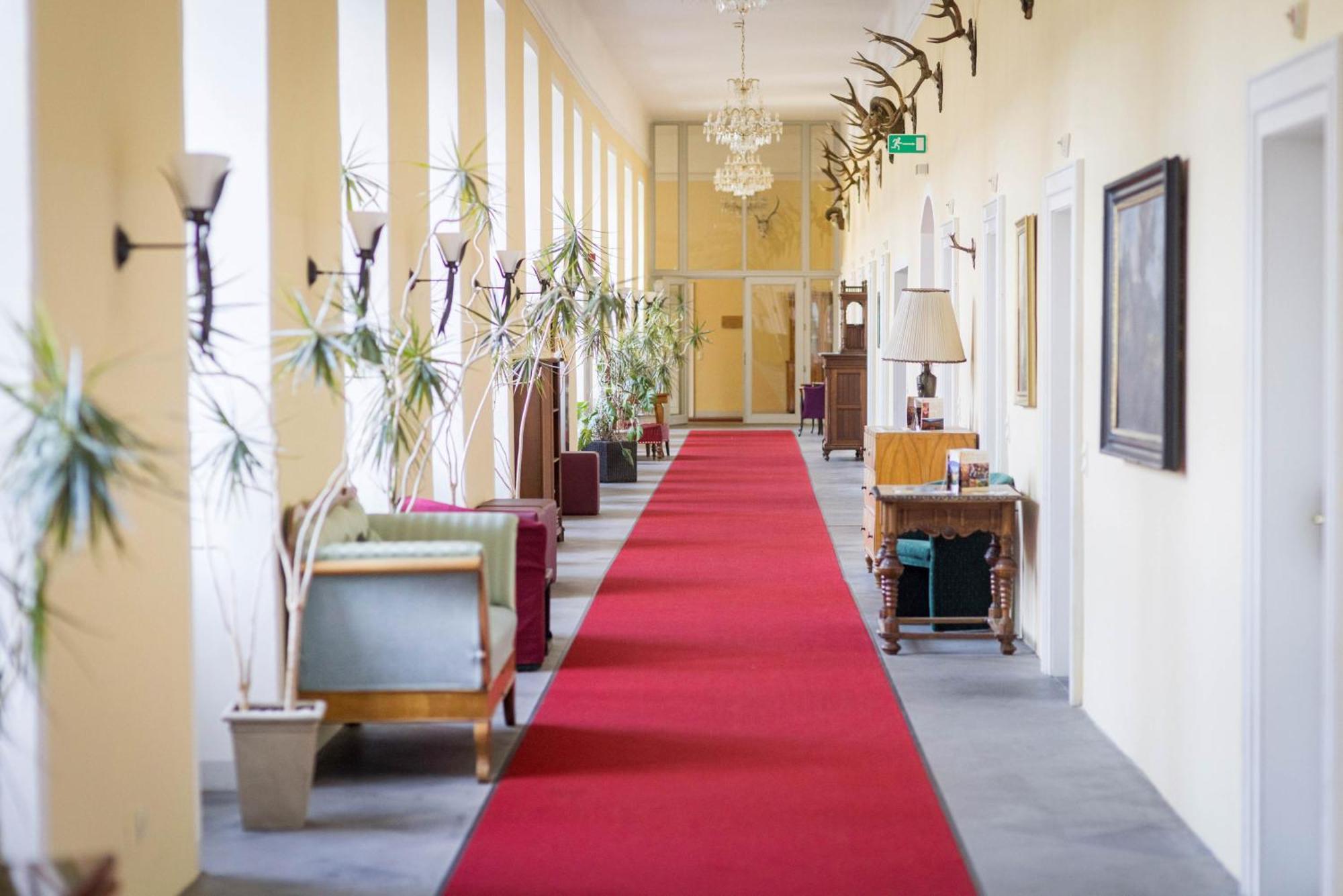 Schlosshotel Mondsee Hotel 4*