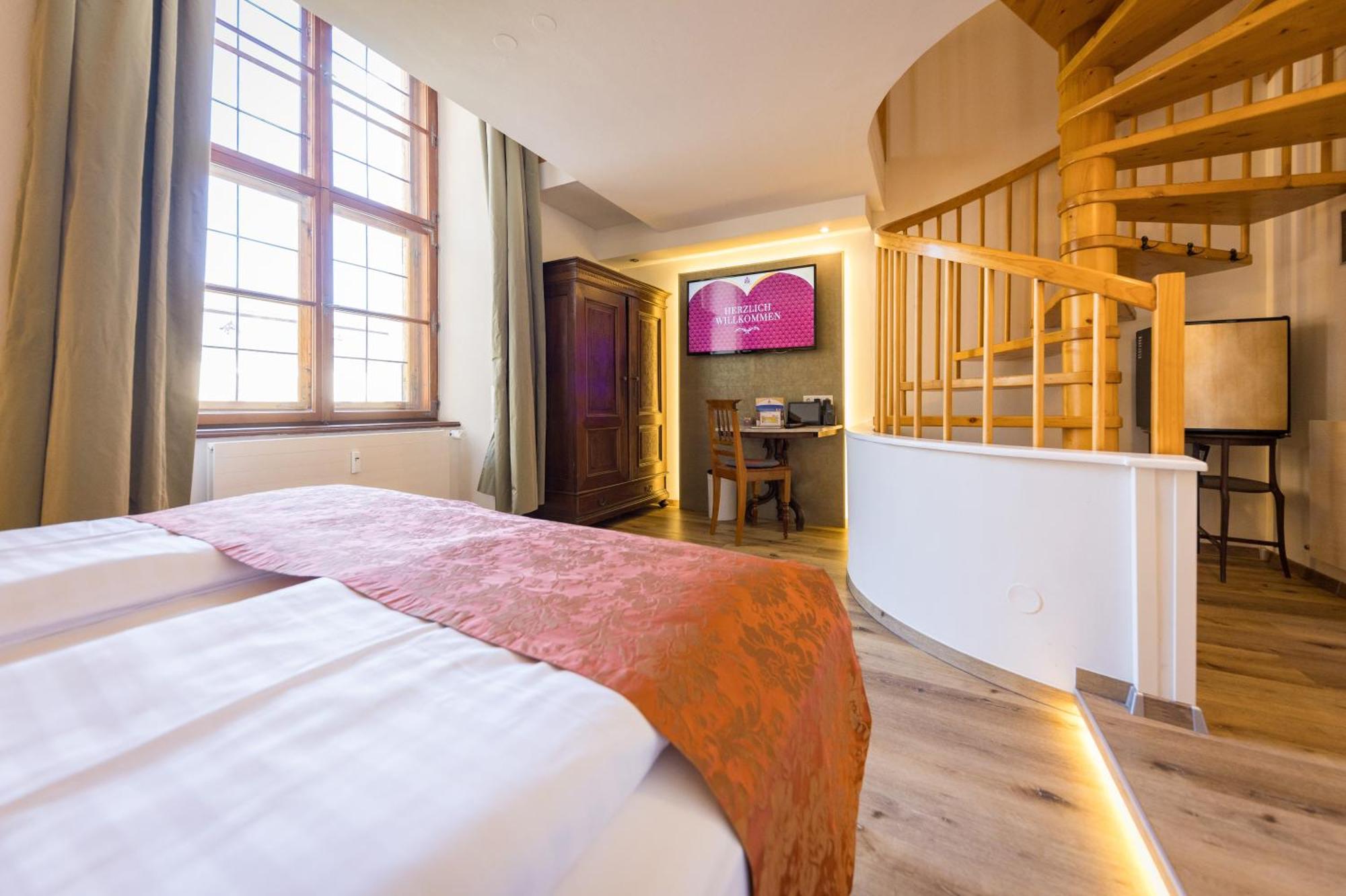 Hotel Schlosshotel Mondsee 4*