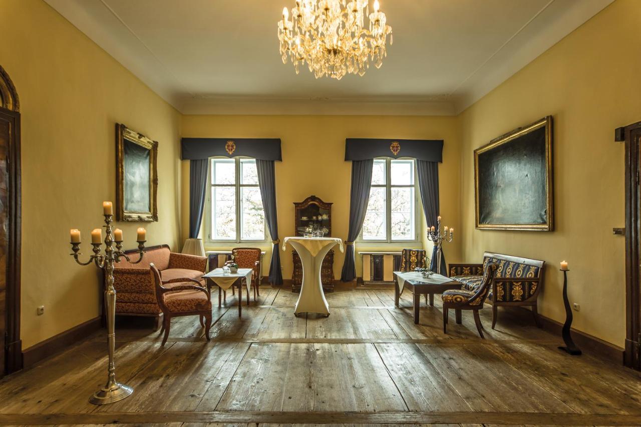 Hotel Schlosshotel Mondsee 4*